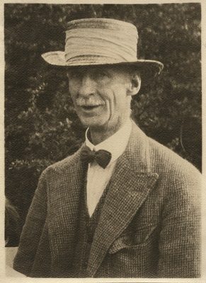 Architect Howard Van Doren Shaw circa 1920.
