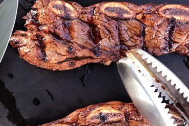 Korean barbecue short ribs